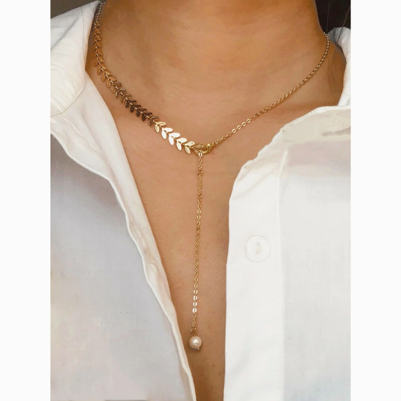 Anthropologie Jewelry - Dainty Gold Leaf Pearl Delicate Lariat Necklace